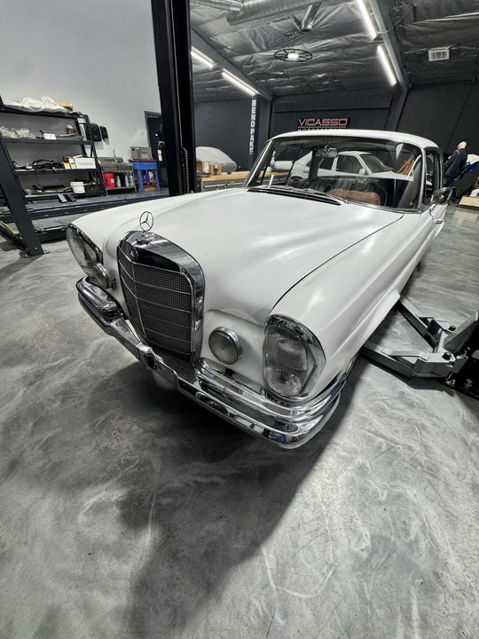 1966 Mercedes-Benz W111 Coupe - Image 19 of 31