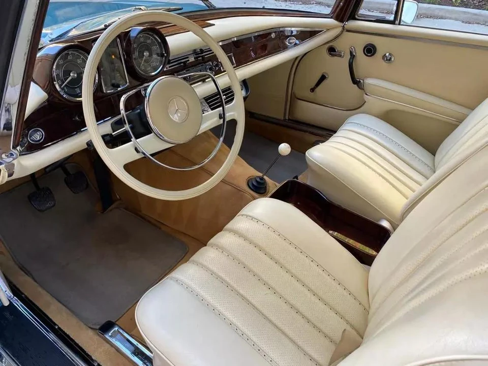 1966 Mercedes-Benz W111 Coupe - Image 27 of 31
