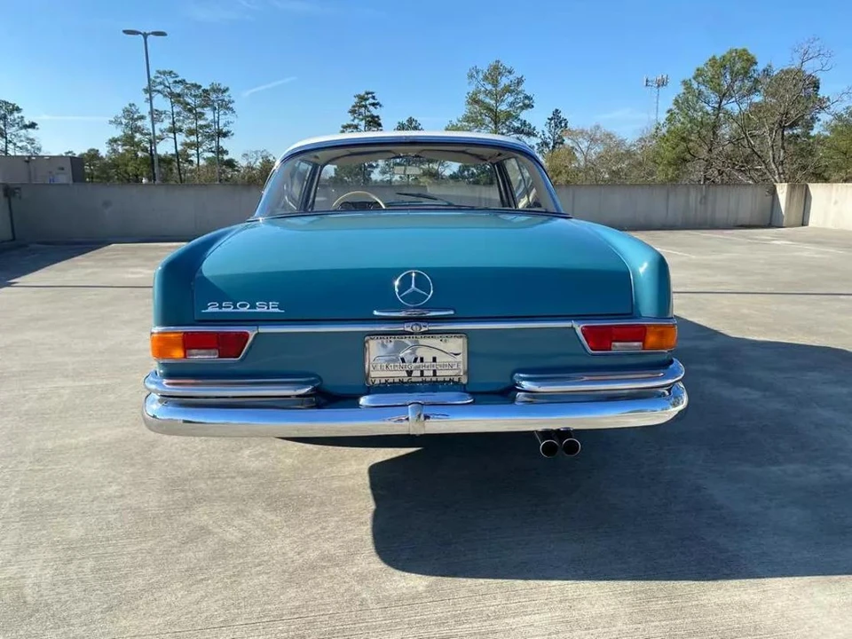 1966 Mercedes-Benz W111 Coupe - Image 9 of 31