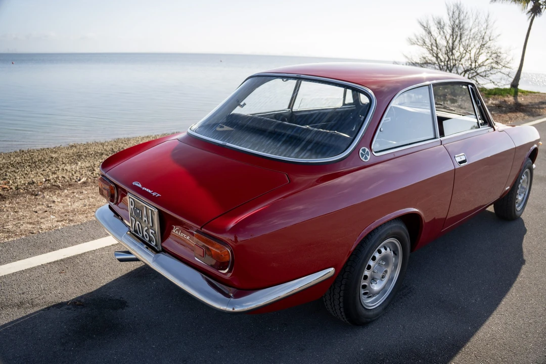 1967 Alfa Romeo Giulia Sprint GT Veloce - Image 27 of 31