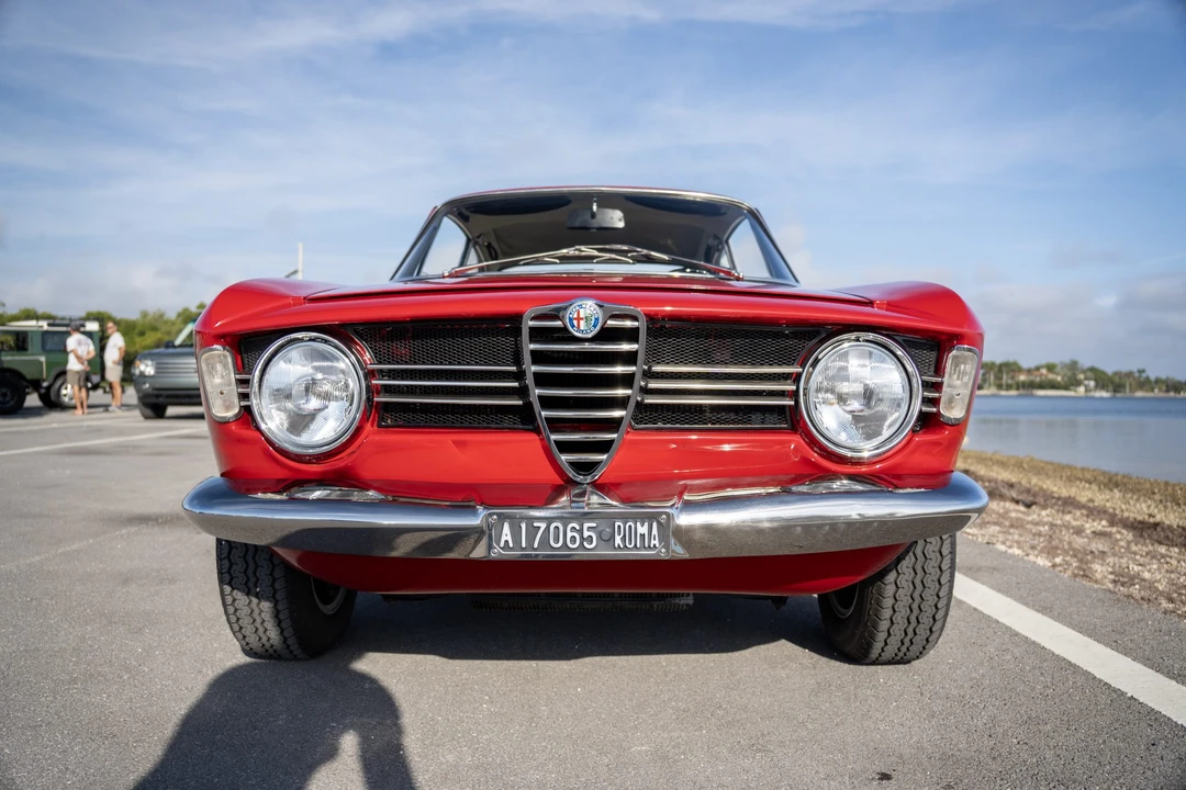 1967 Alfa Romeo Giulia Sprint GT Veloce - Image 9 of 31