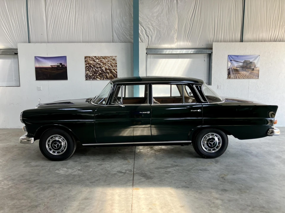 1967 Mercedes-Benz W110 - Image 18 of 31