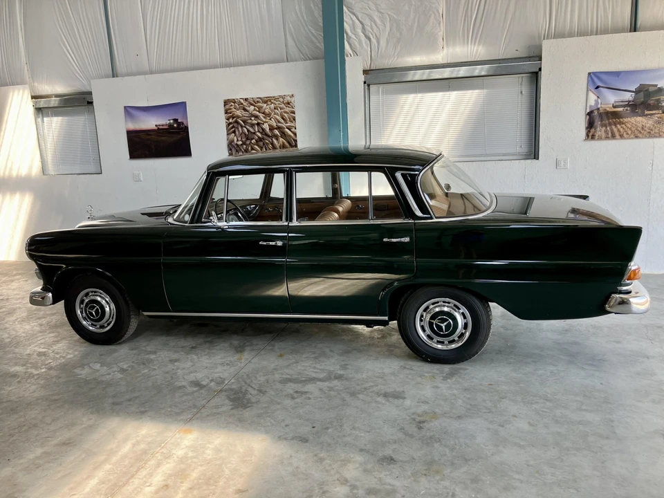 1967 Mercedes-Benz W110 - Image 17 of 31
