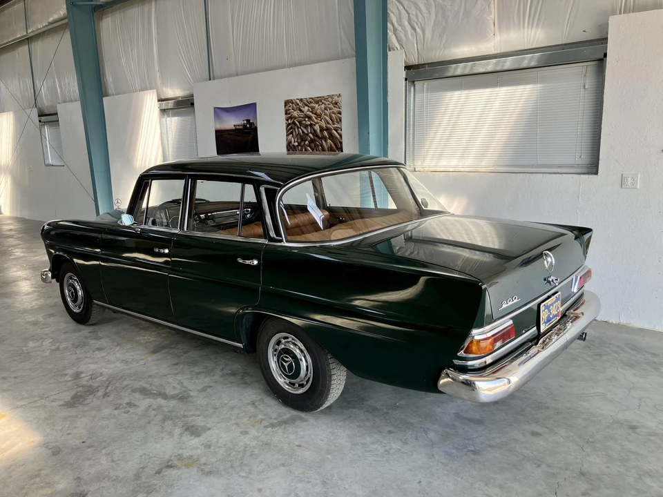 1967 Mercedes-Benz W110 - Image 14 of 31