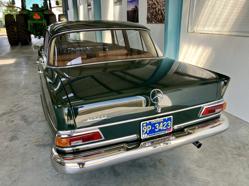 1967 Mercedes-Benz W110 - Image 11 of 31