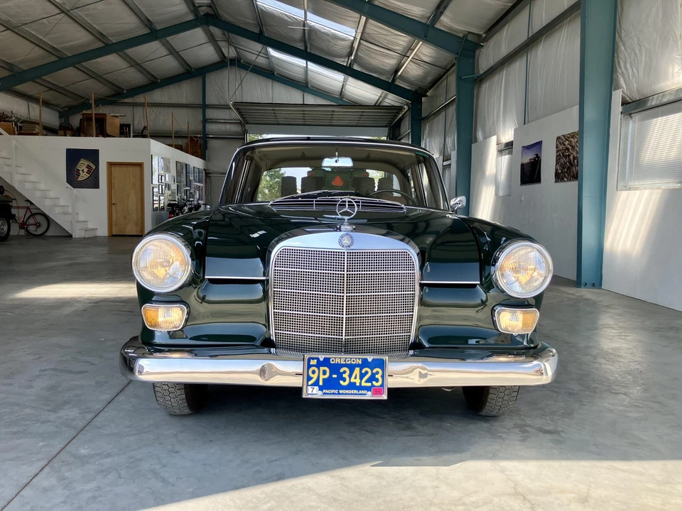 1967 Mercedes-Benz W110 - Image 5 of 31