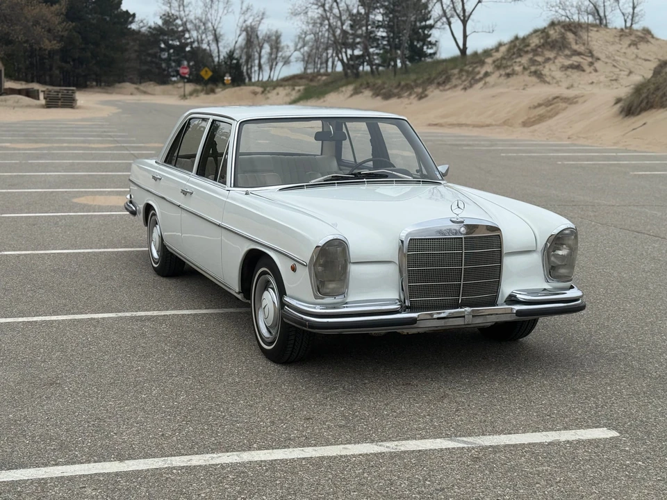 1967 Mercedes-Benz W108 & W109 - Image 23 of 31