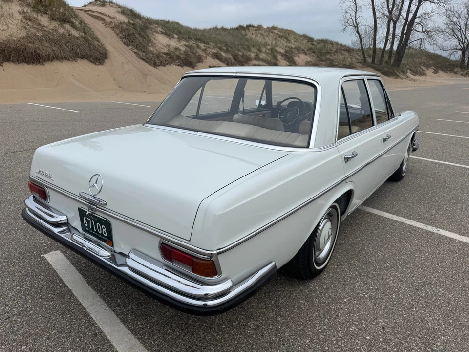 1967 Mercedes-Benz W108 & W109 - Image 28 of 31