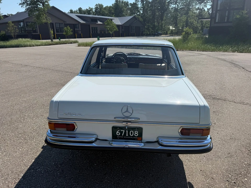 1967 Mercedes-Benz W108 & W109 - Image 10 of 31