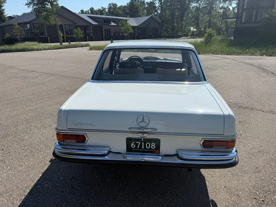 1967 Mercedes-Benz W108 & W109 - Image 9 of 31