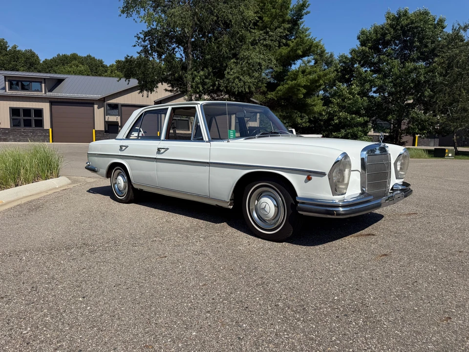 1967 Mercedes-Benz W108 & W109 - Image 6 of 31