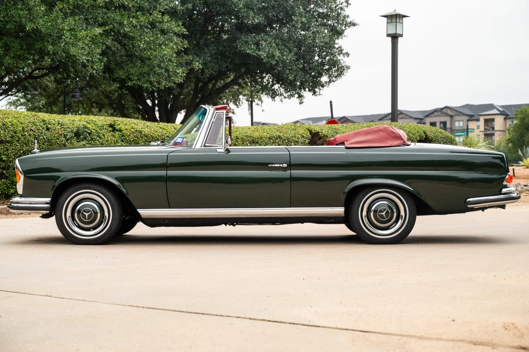 1967 Mercedes-Benz W111 Cabriolet - Image 10 of 31