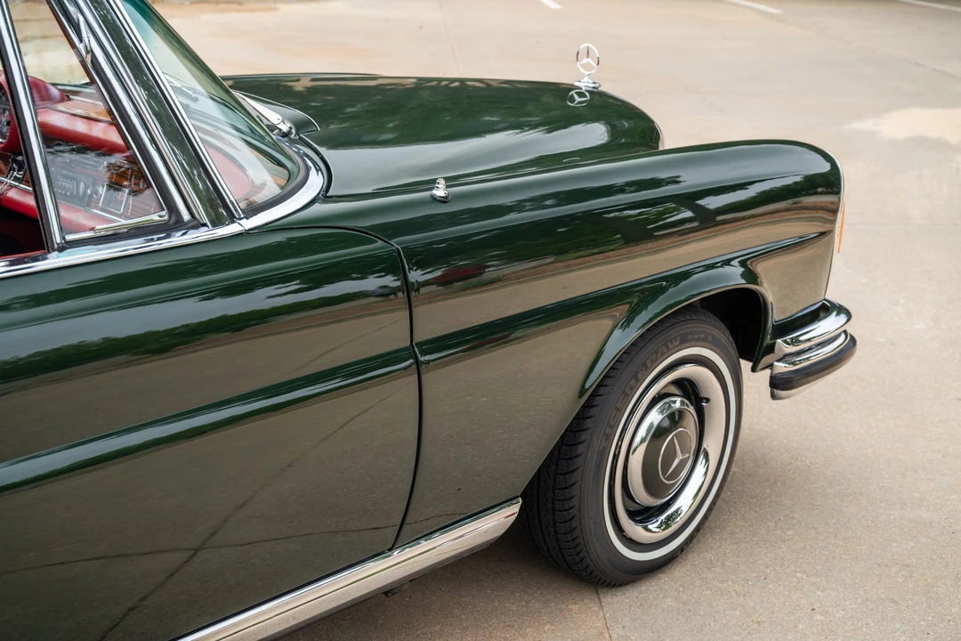 1967 Mercedes-Benz W111 Cabriolet - Image 26 of 31