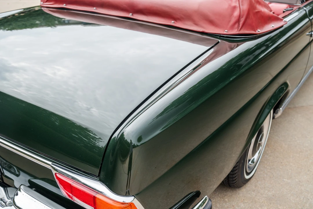 1967 Mercedes-Benz W111 Cabriolet - Image 27 of 31