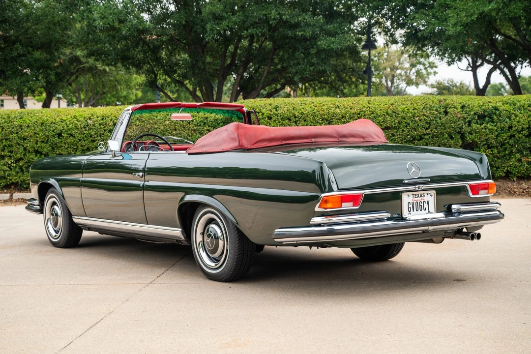 1967 Mercedes-Benz W111 Cabriolet - Image 9 of 31