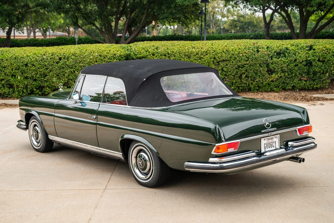 1967 Mercedes-Benz W111 Cabriolet - Image 17 of 31