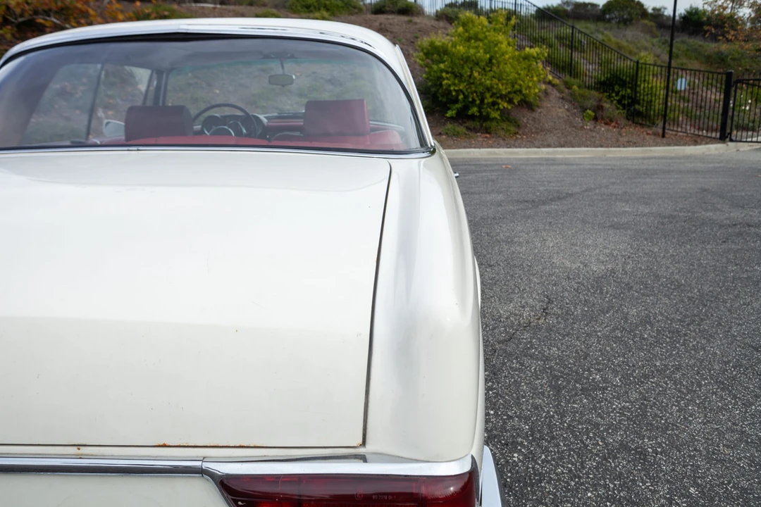 1967 Mercedes-Benz W111 Coupe - Image 28 of 31