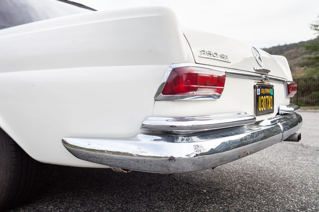 1967 Mercedes-Benz W111 Coupe - Image 24 of 31