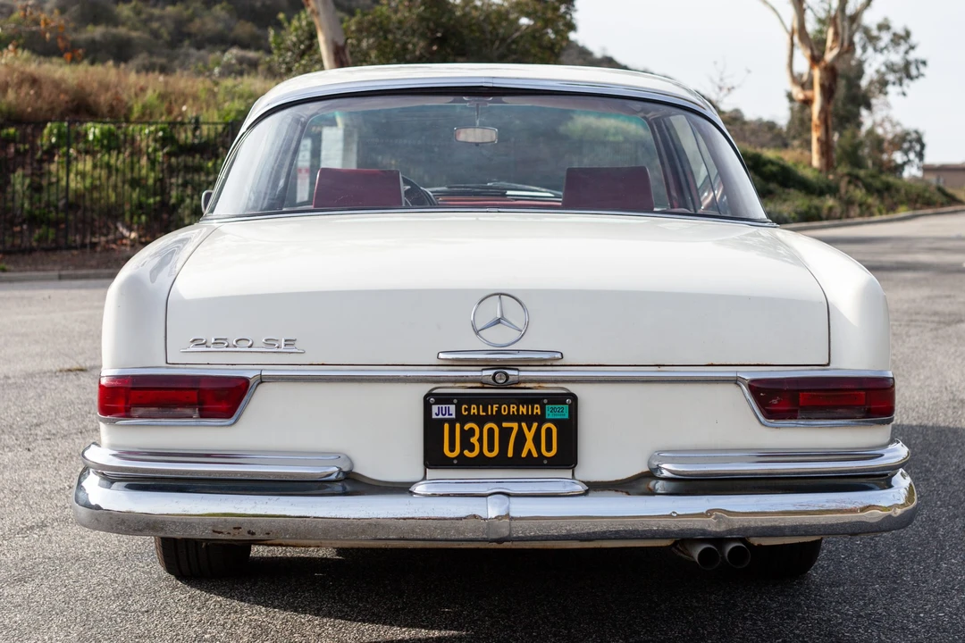 1967 Mercedes-Benz W111 Coupe - Image 7 of 31