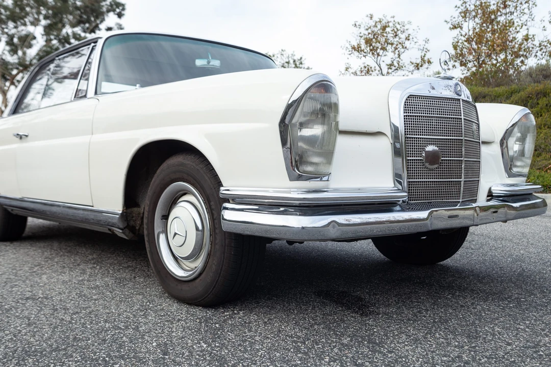 1967 Mercedes-Benz W111 Coupe - Image 13 of 31