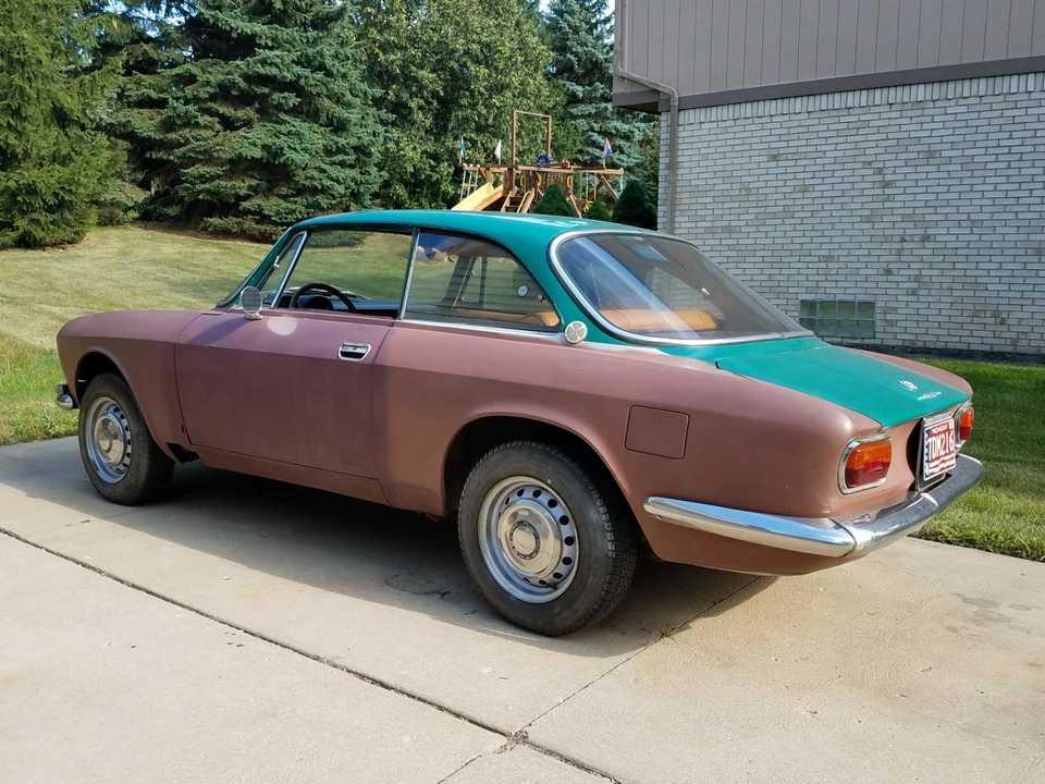 1968 Alfa Romeo 1750 GT Veloce - Image 12 of 31