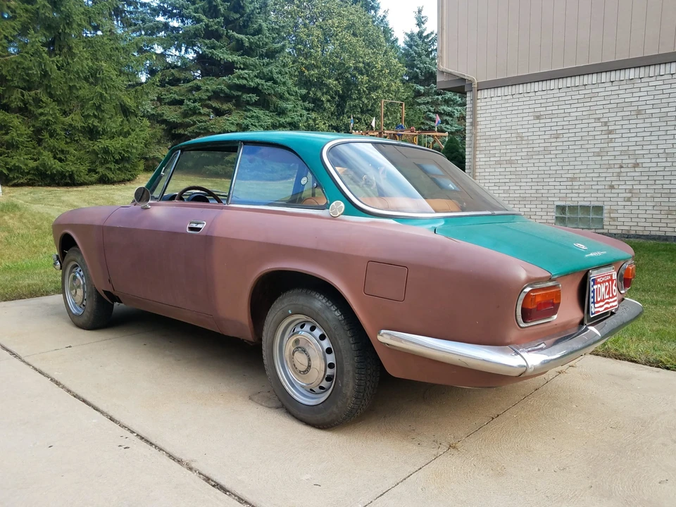 1968 Alfa Romeo 1750 GT Veloce - Image 14 of 31