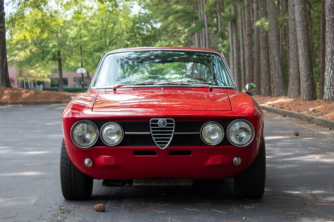 1969 Alfa Romeo 1750 GT Veloce - Image 24 of 31