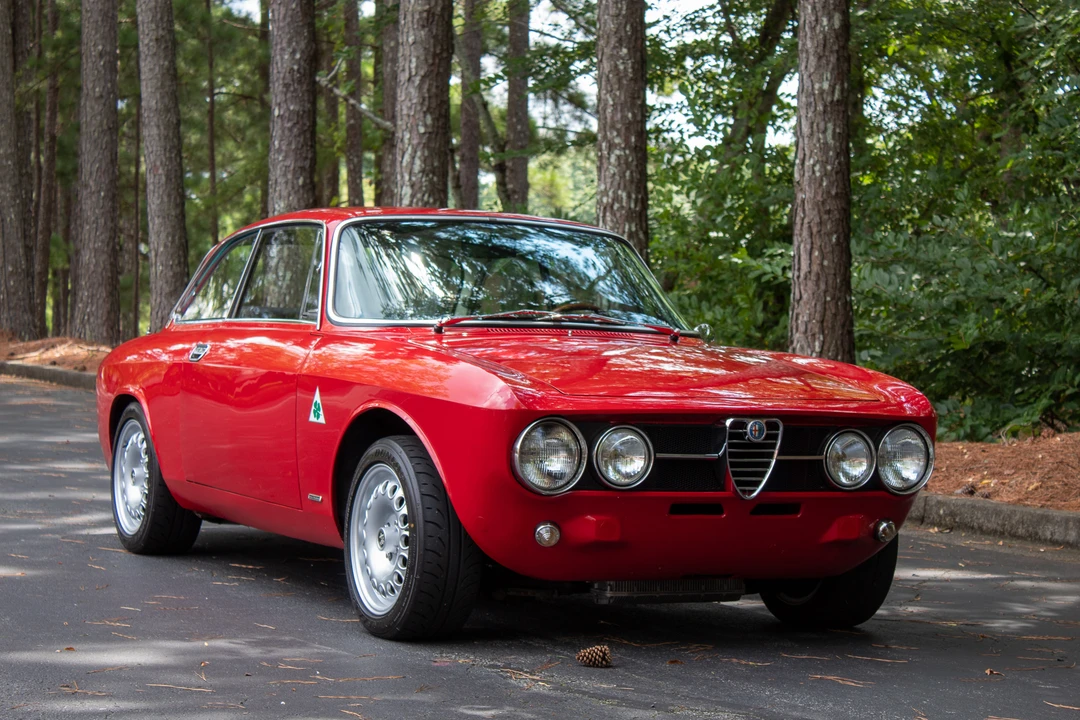 1969 Alfa Romeo 1750 GT Veloce - Image 21 of 31