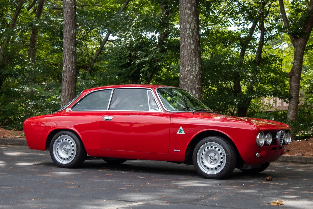 1969 Alfa Romeo 1750 GT Veloce - Image 20 of 31
