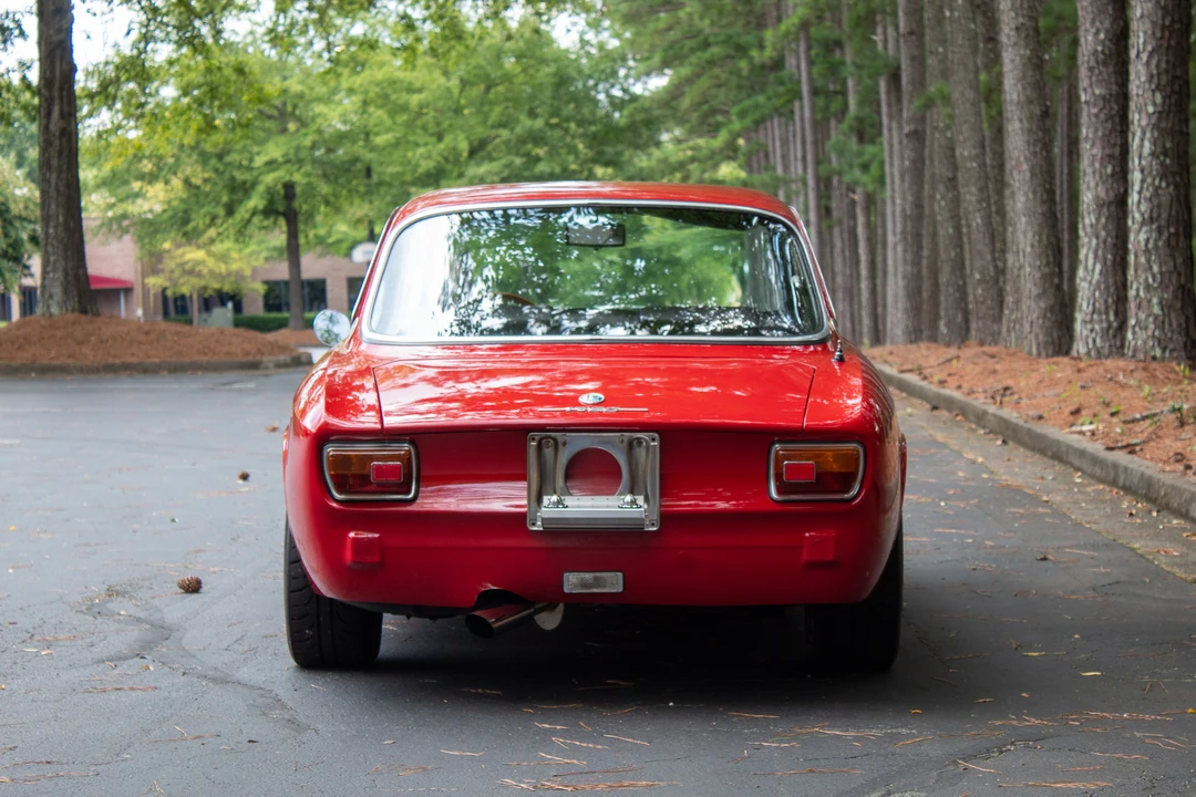 1969 Alfa Romeo 1750 GT Veloce - Image 14 of 31
