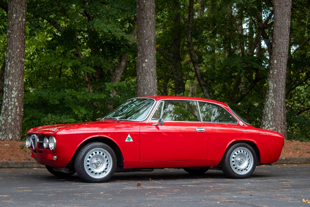 1969 Alfa Romeo 1750 GT Veloce - Image 8 of 31