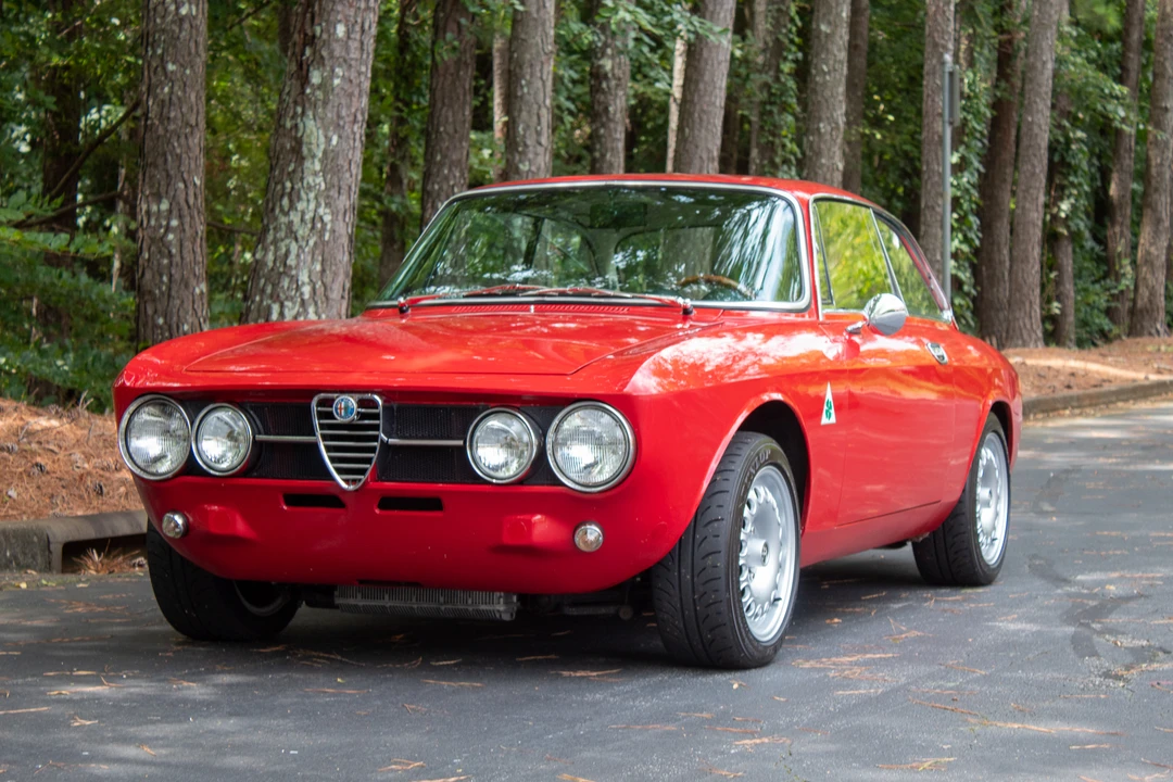 1969 Alfa Romeo 1750 GT Veloce - Image 2 of 31