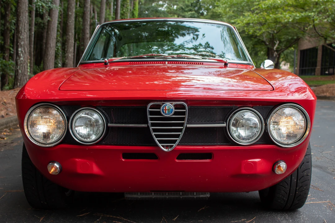 1969 Alfa Romeo 1750 GT Veloce - Image 26 of 31