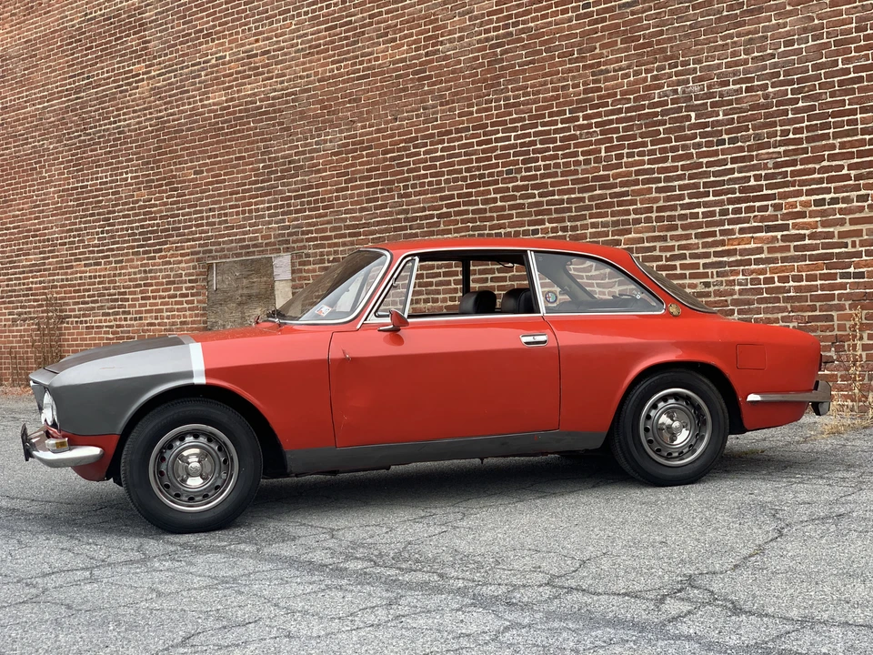 1969 Alfa Romeo Giulia Sprint GT Veloce - Image 4 of 31