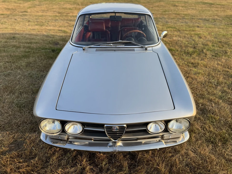 1970 Alfa Romeo 1750 GT Veloce - Image 16 of 31