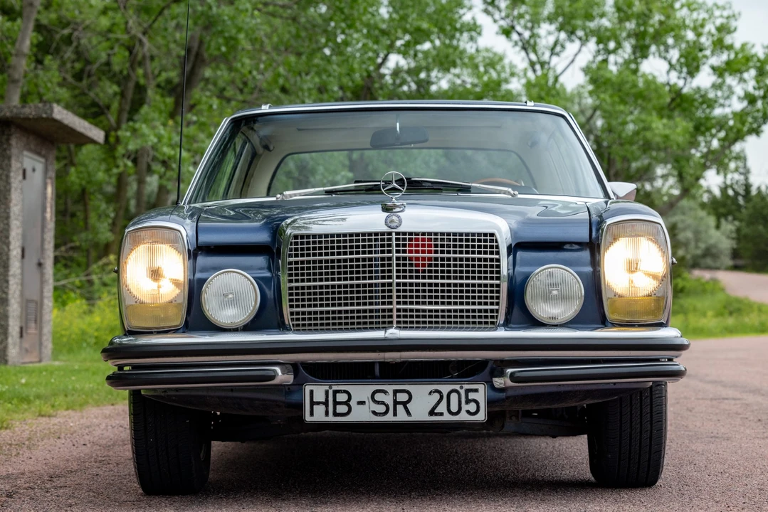 1970 Mercedes-Benz W114 & W115 - Image 4 of 31