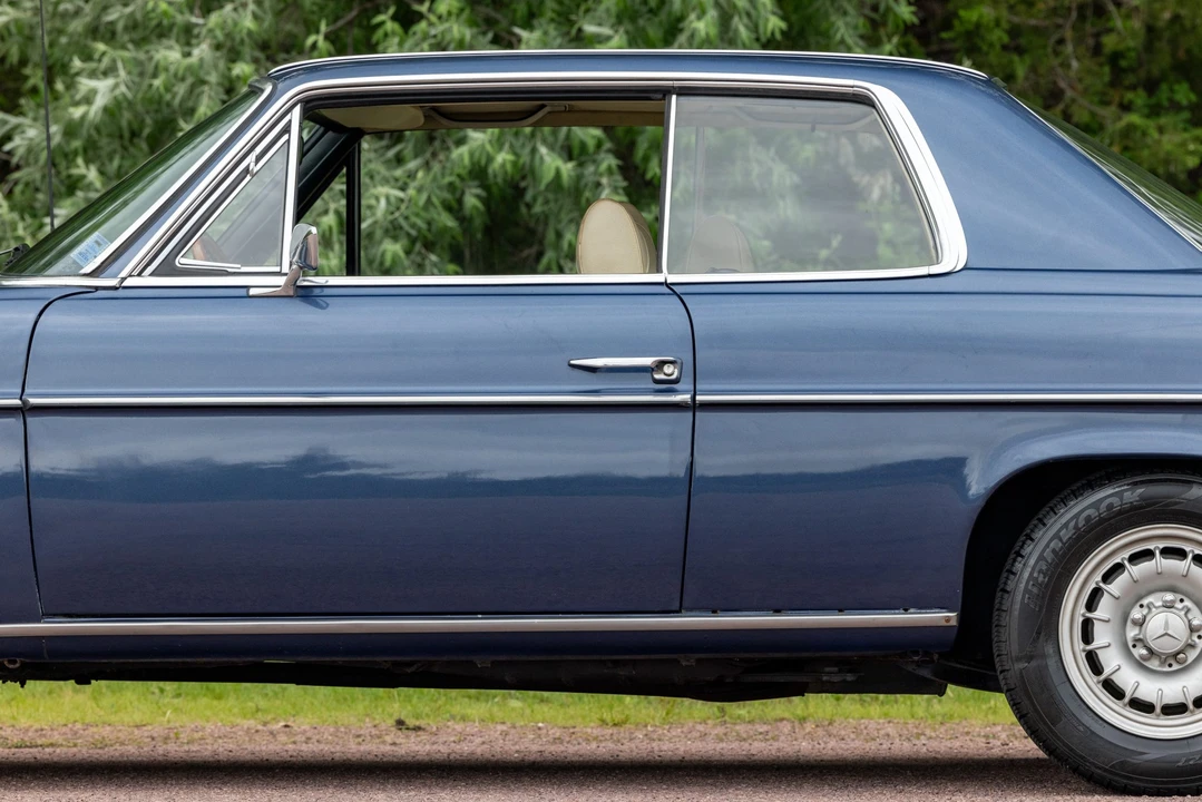 1970 Mercedes-Benz W114 & W115 - Image 30 of 31