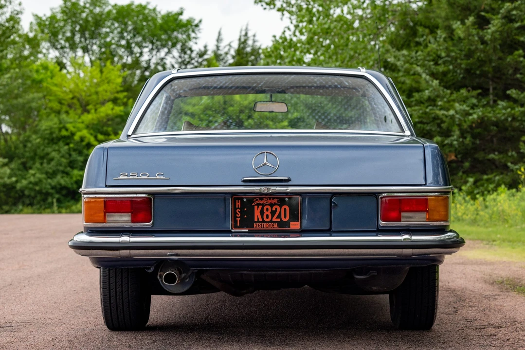 1970 Mercedes-Benz W114 & W115 - Image 9 of 31