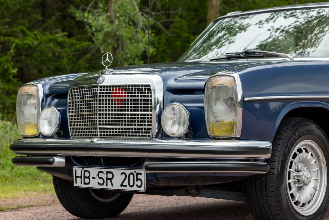 1970 Mercedes-Benz W114 & W115 - Image 12 of 31