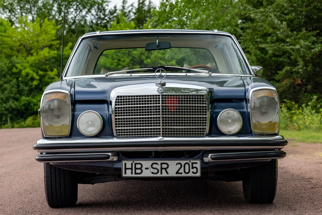 1970 Mercedes-Benz W114 & W115 - Image 3 of 31