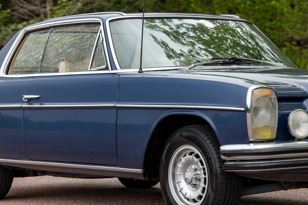 1970 Mercedes-Benz W114 & W115 - Image 16 of 31