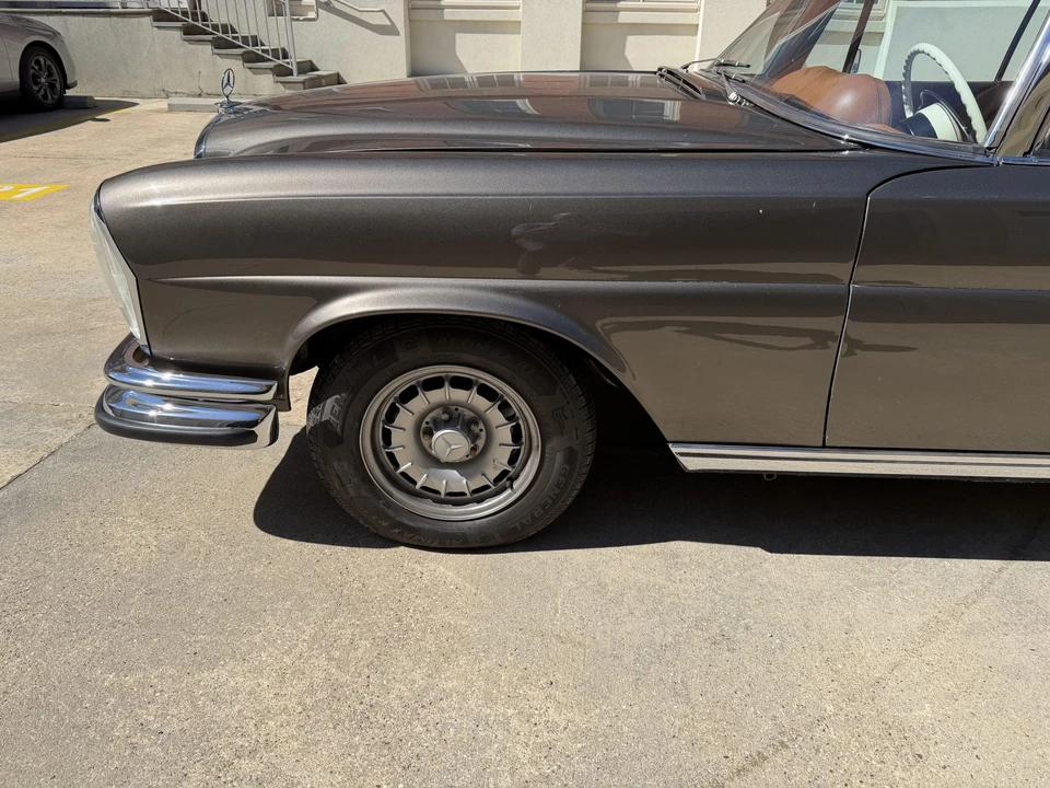 1970 Mercedes-Benz W111 280SE 3.5 Coupe - Image 12 of 31
