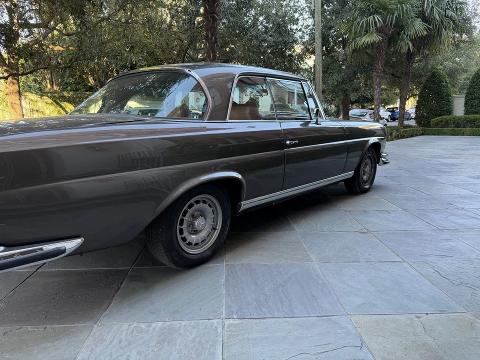 1970 Mercedes-Benz W111 280SE 3.5 Coupe - Image 10 of 31