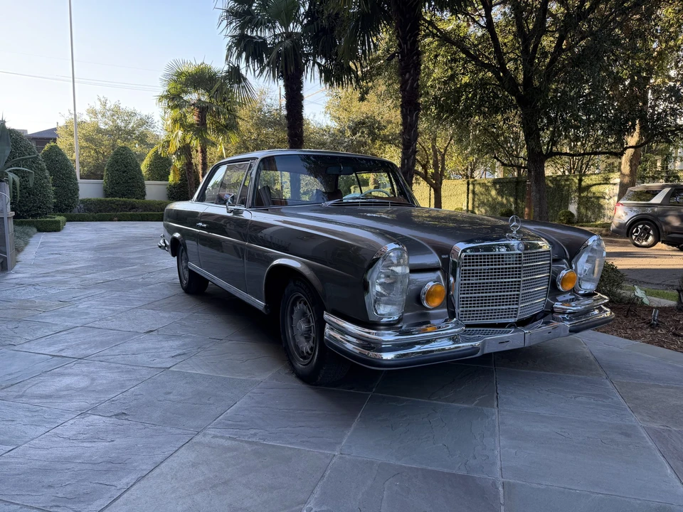 1970 Mercedes-Benz W111 280SE 3.5 Coupe - Image 8 of 31