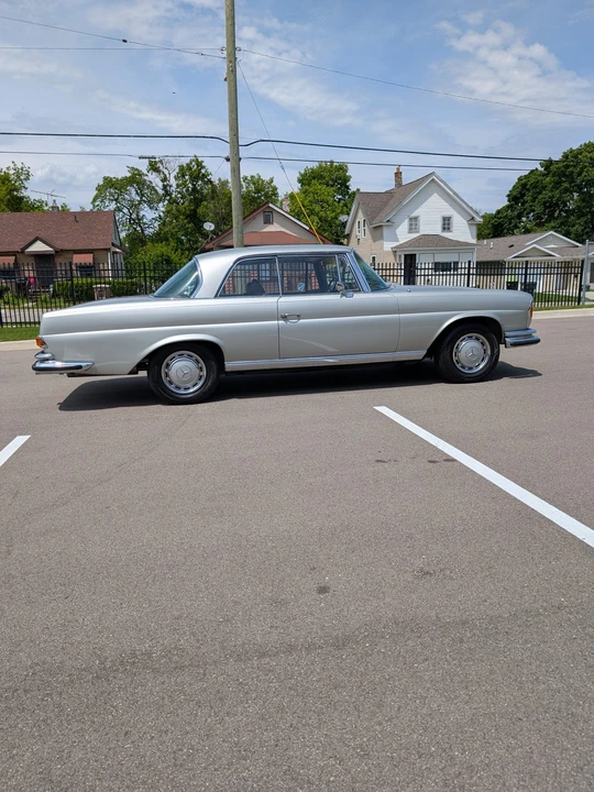 1971 Mercedes-Benz W111 280SE 3.5 Coupe - Image 16 of 31