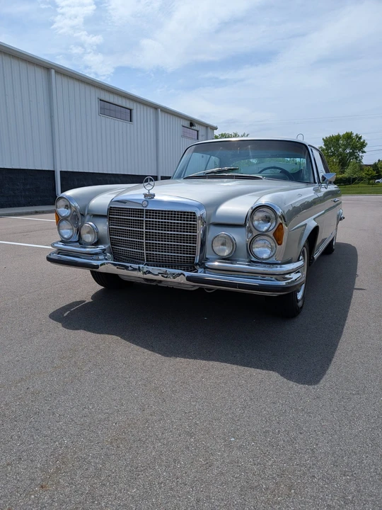 1971 Mercedes-Benz W111 280SE 3.5 Coupe - Image 4 of 31
