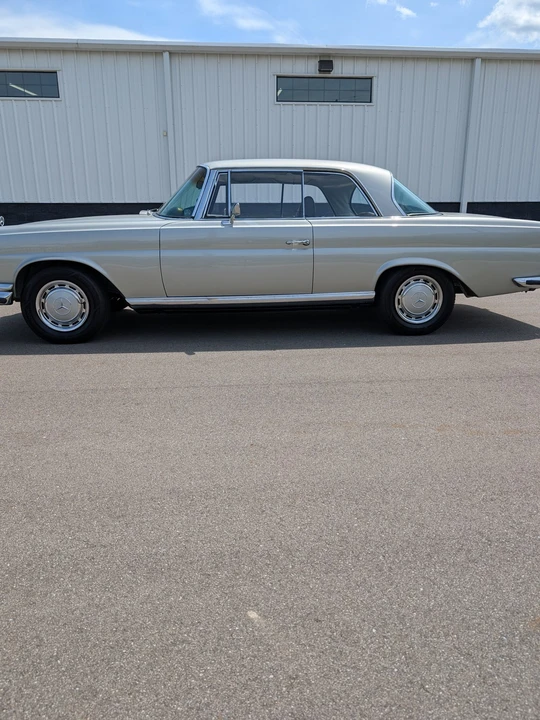 1971 Mercedes-Benz W111 280SE 3.5 Coupe - Image 30 of 31