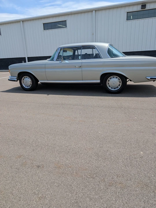 1971 Mercedes-Benz W111 280SE 3.5 Coupe - Image 28 of 31