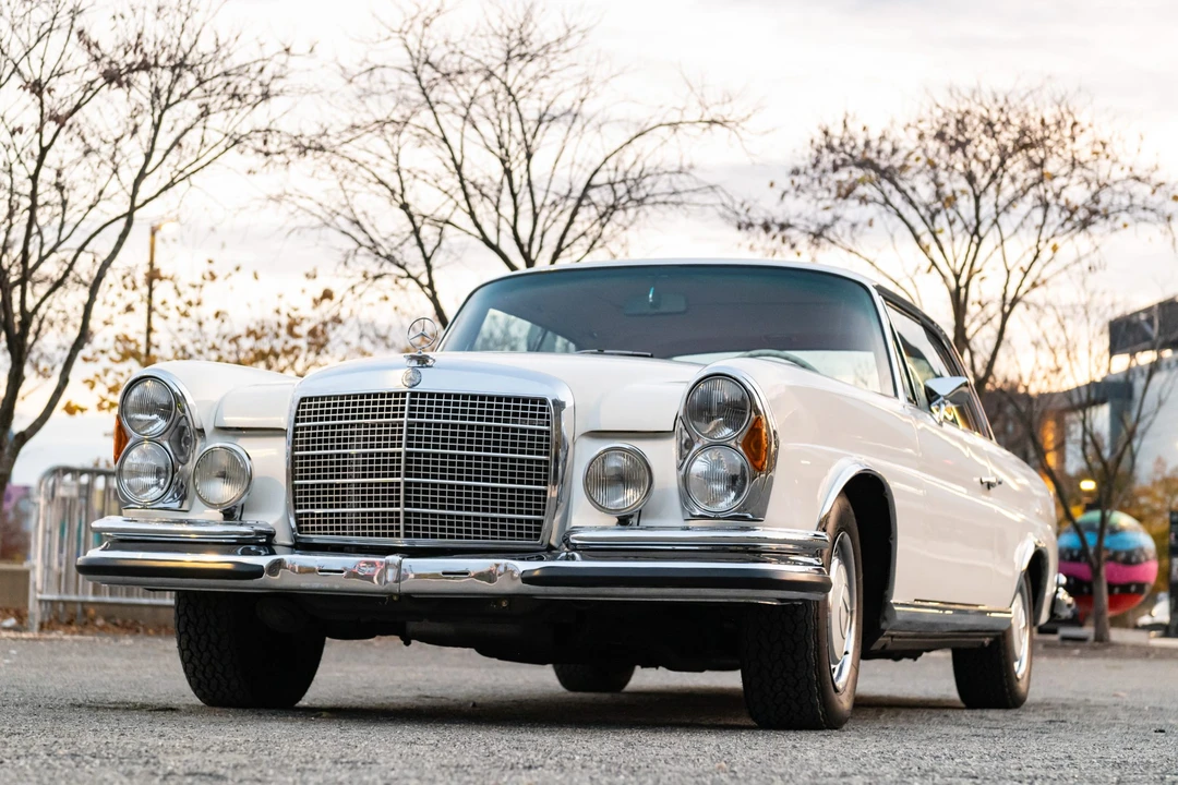 1971 Mercedes-Benz W111 280SE 3.5 Coupe - Image 3 of 31