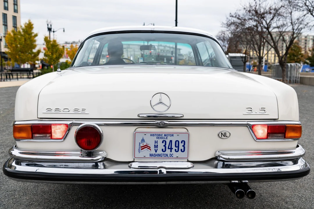 1971 Mercedes-Benz W111 280SE 3.5 Coupe - Image 30 of 31